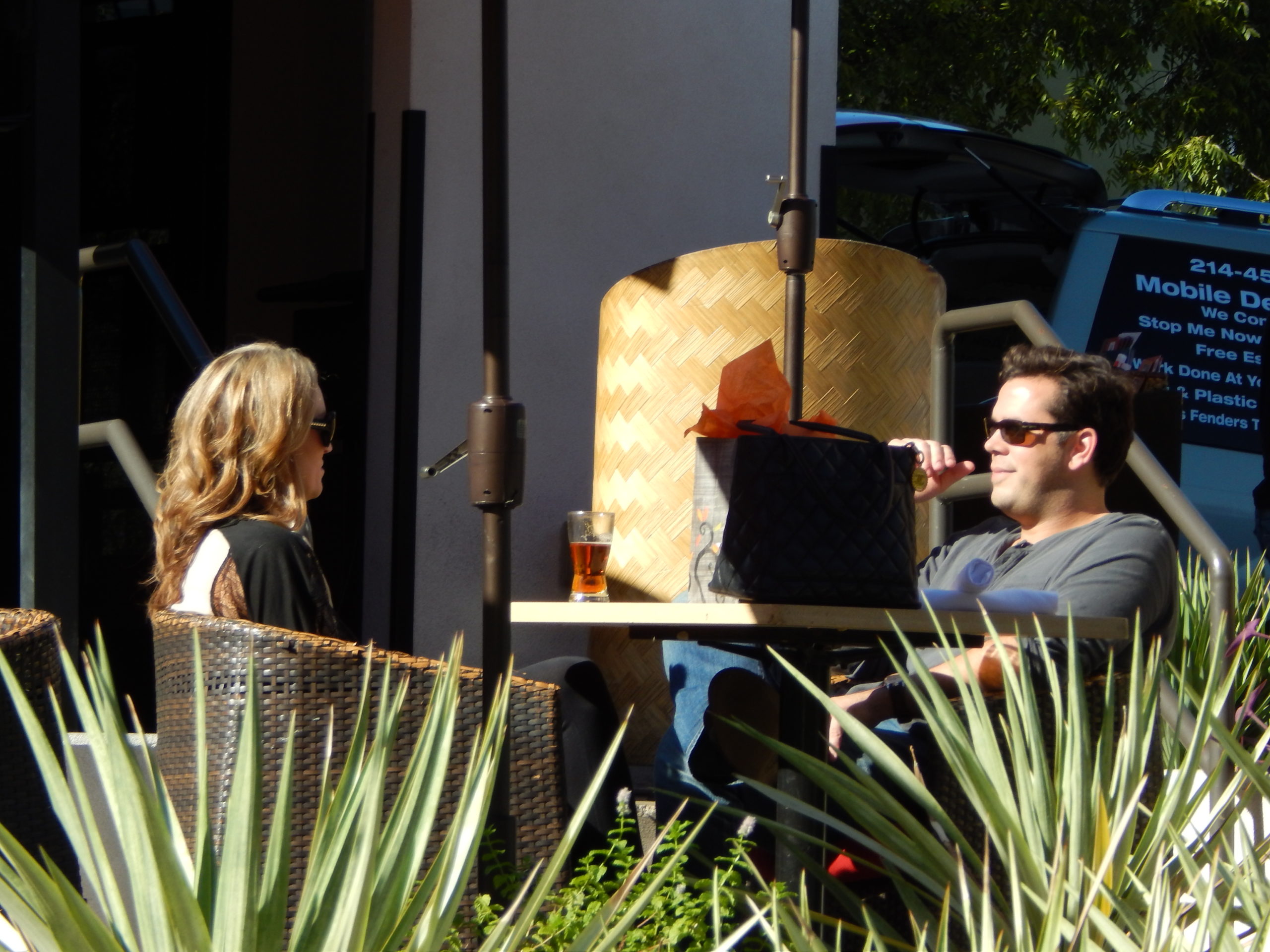 meeting people in uptown dallas